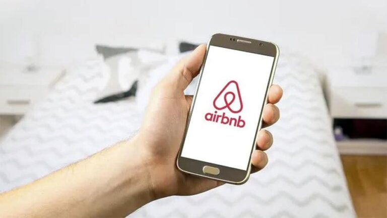 Government cracks down on unlicensed short-term rentals