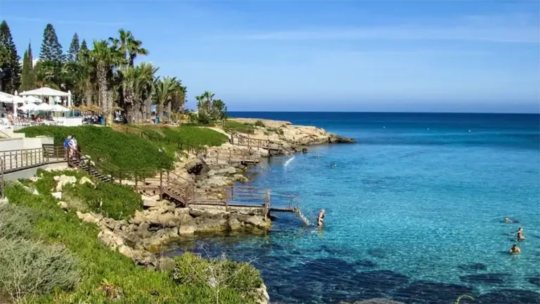 Ban construction within 100 metres of coastline