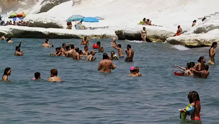 Cyprus ranks first in EU for bathing water quality