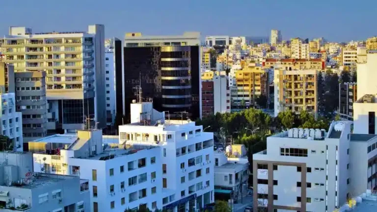 Further call for legislation on jointly-owned buildings law