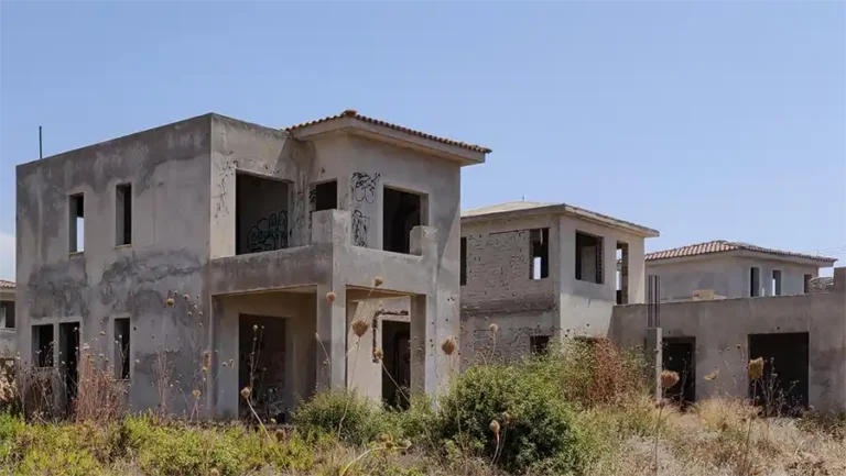 How can Cyprus bring 30,000 empty buildings back to life?