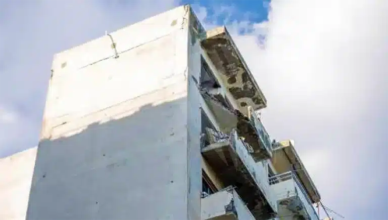 Limassol balcony collapse prompts evacuation of 56-flat block